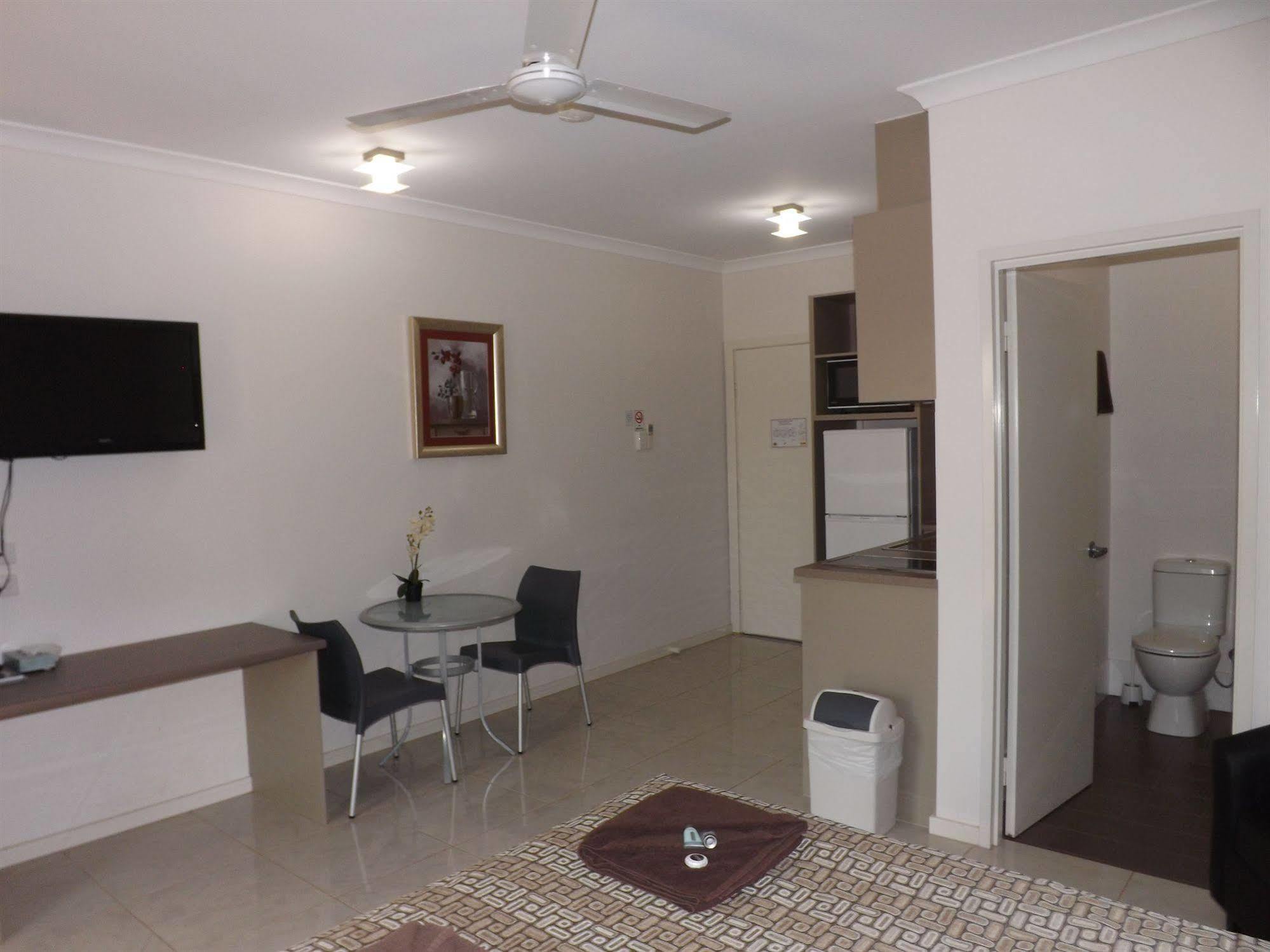 Derby Lodge Motel Luaran gambar