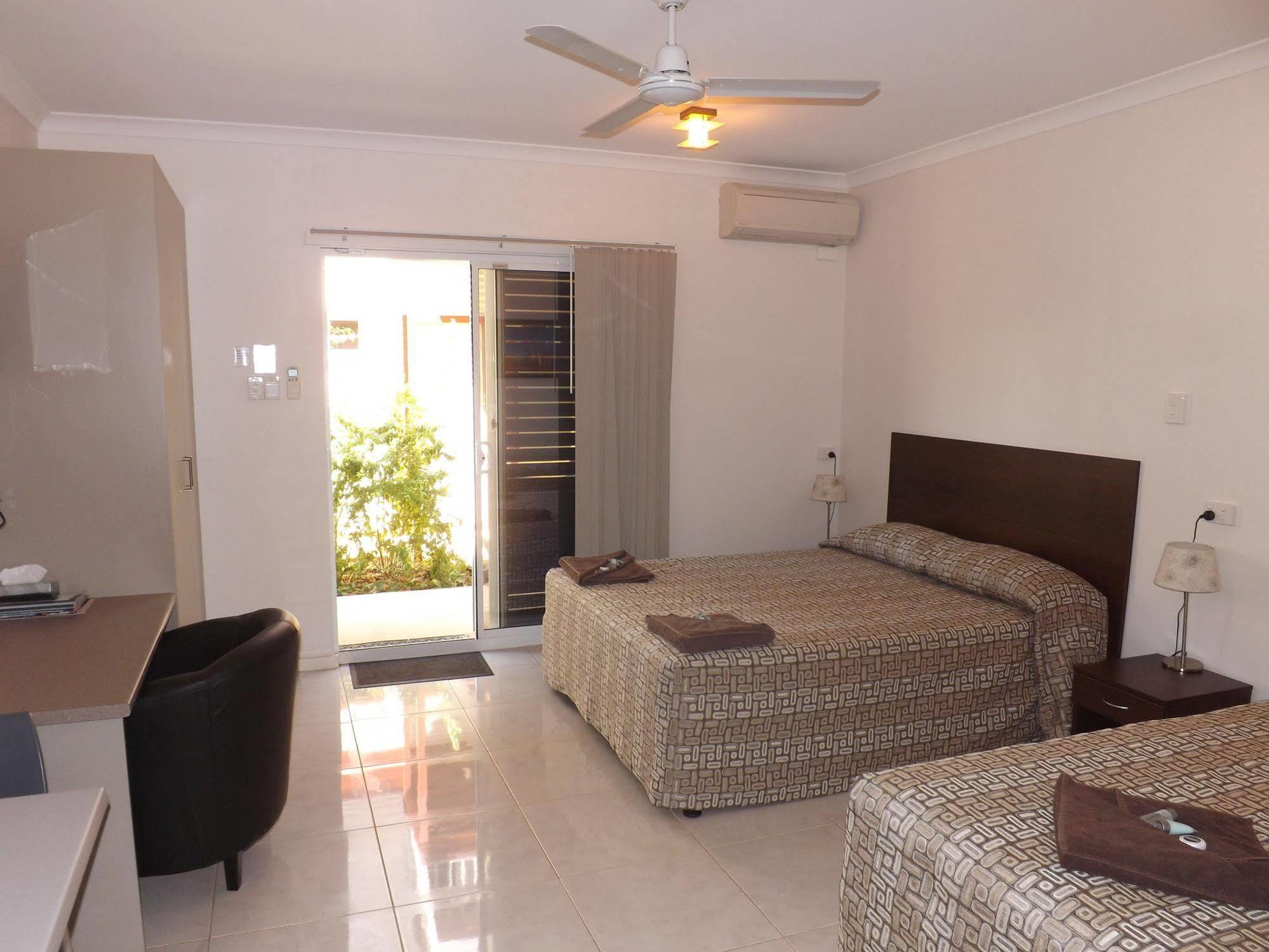 Derby Lodge Motel Luaran gambar